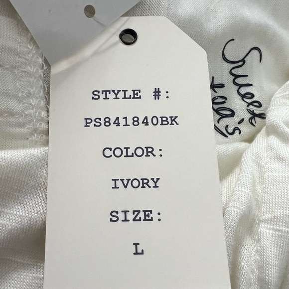Sweet Tea by Pink Rose Cold Shoulder Ivory Tee Size L - Picture 9 of 11